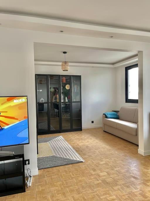 Magnifique Appartement Neuilly Sur Marne Entre Paris Et Disneyland Екстер'єр фото